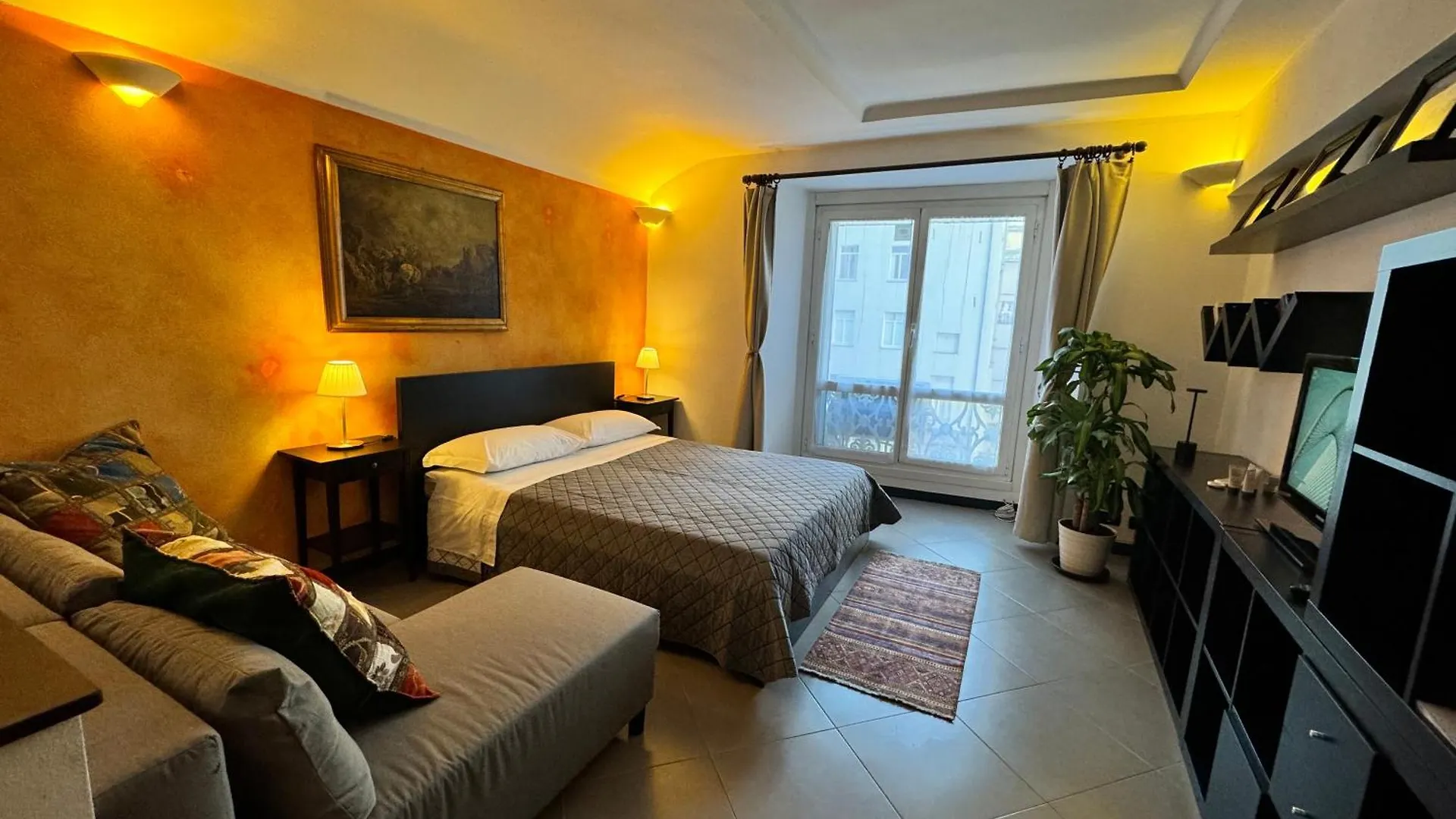 Keys House Apartment Genoa 0*,