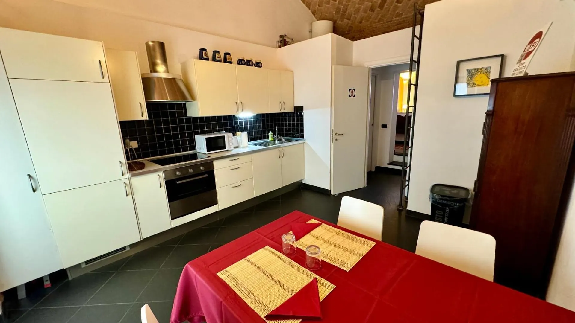Keys House Apartment Genoa