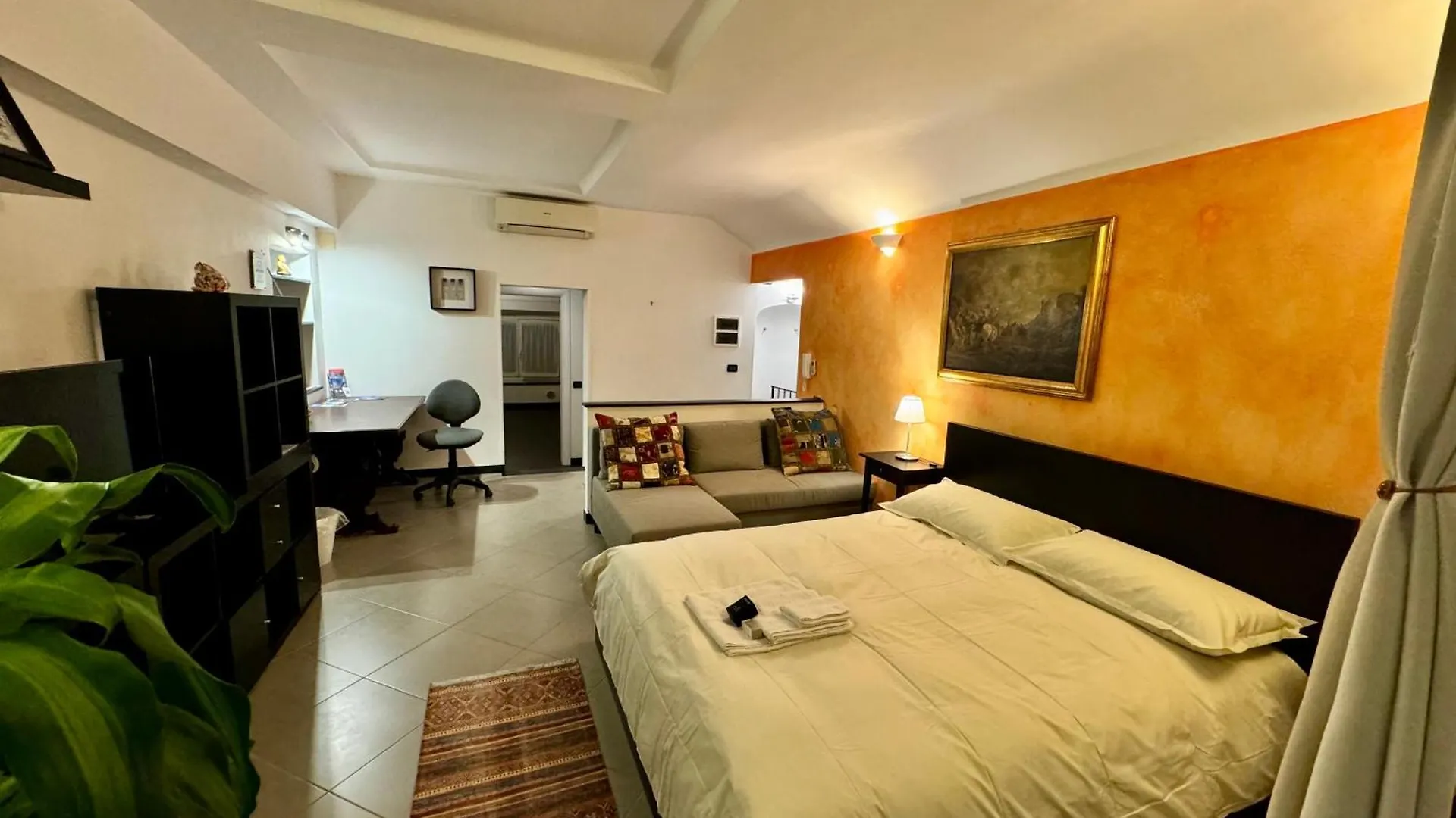 Keys House Apartment Genoa