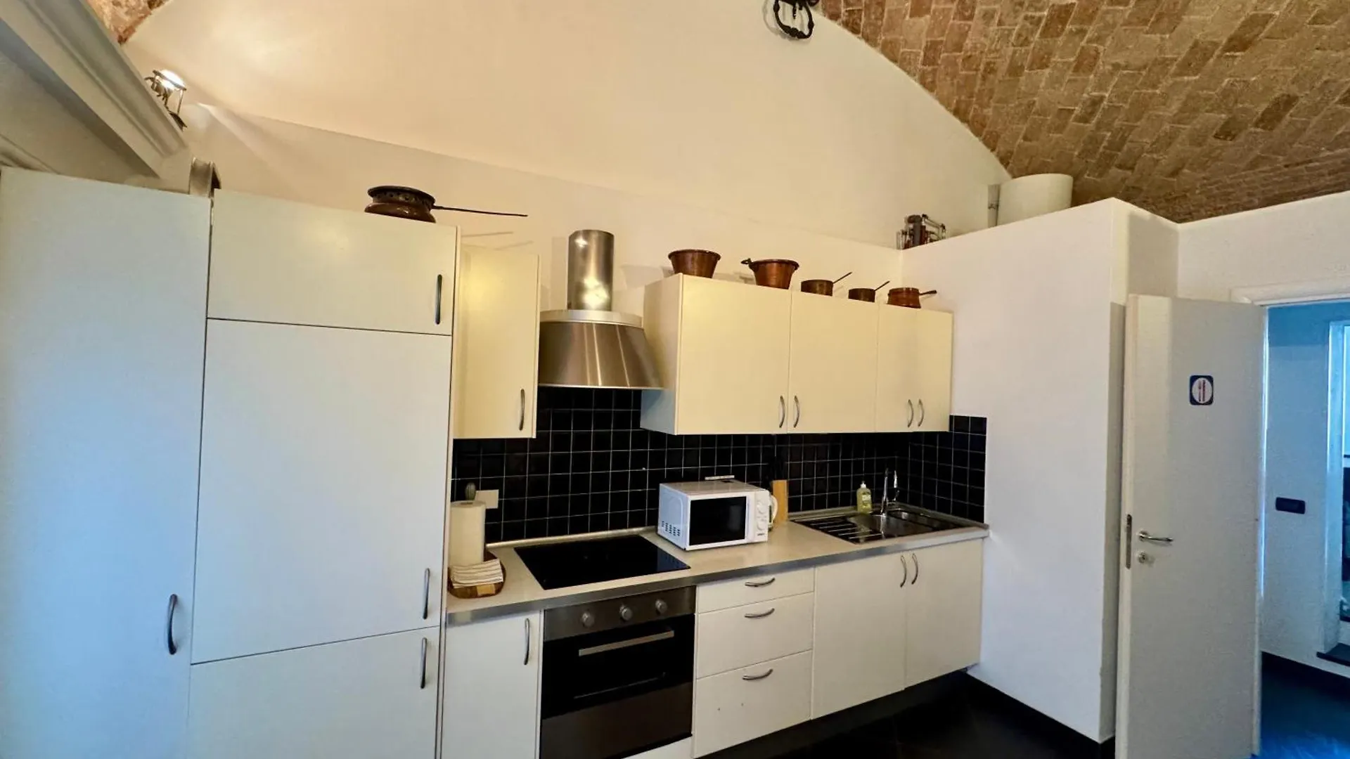Keys House Apartment Genoa